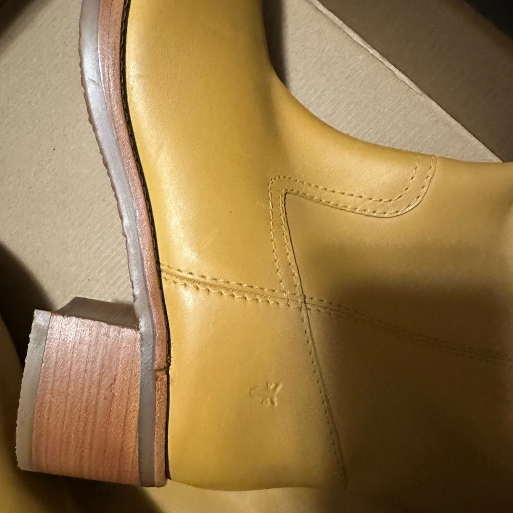 BNIB Frye Camryn Pull On Tall Boots - Picture 10 of 14
